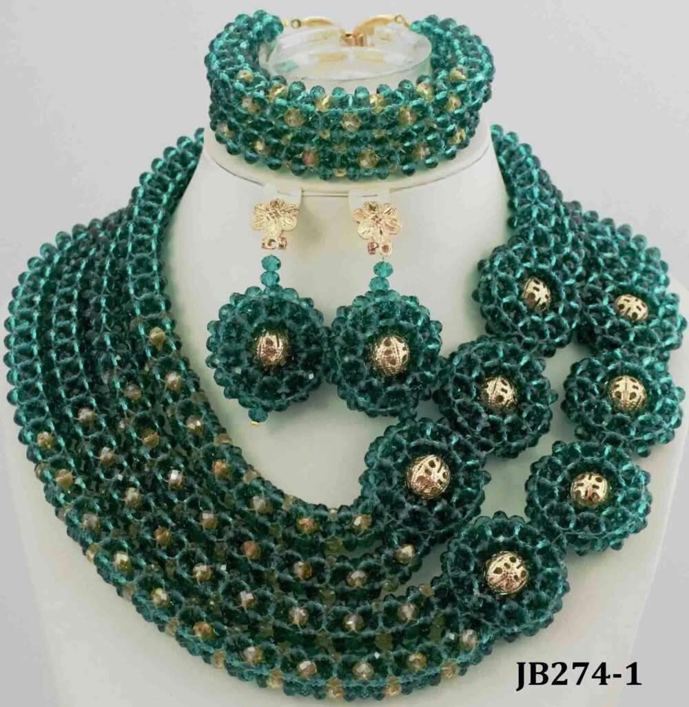 Amazing Nigerian beads styles Amazing Nigerian beads styles