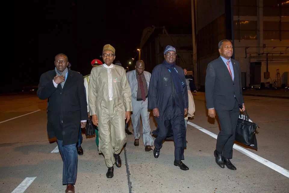 Buhari Arrives Paris For Climate Change Summit