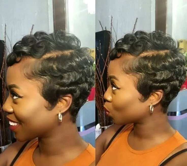 to curl short natural hair with finger