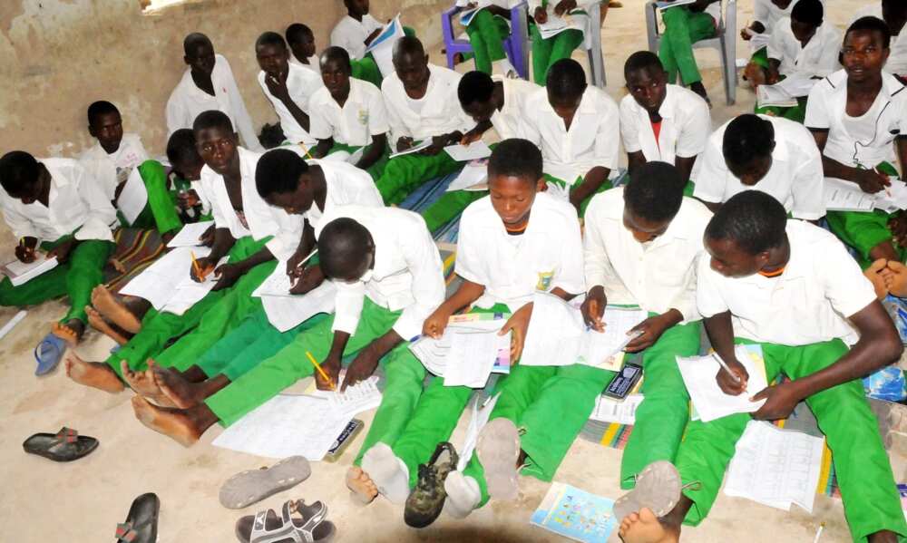 Babbar magana! Wata kyakkyawar dalibar makarantar sakandare ta bace a Jigawa Babbar magana! Wata kyakkyawar dalibar makarantar sakandare ta bace a Jigawa