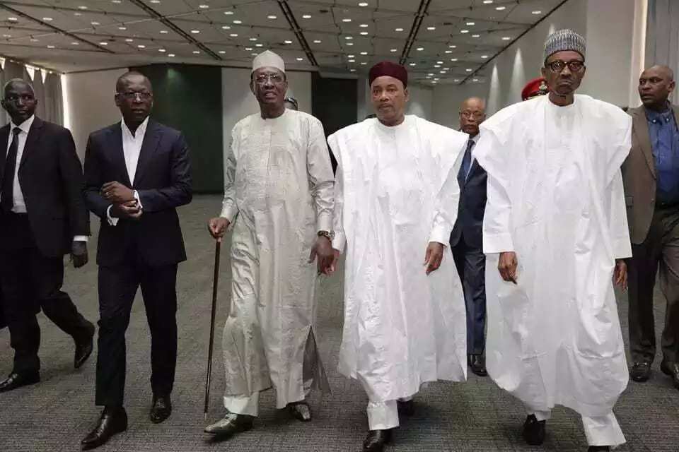 Obasanjo ya halarci bikin kaddamar da littafin shugaba Buhari