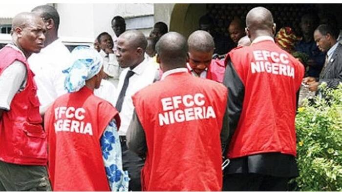 Just in: EFCC arrest 20 people over alleged vote-buying in top North Central state
