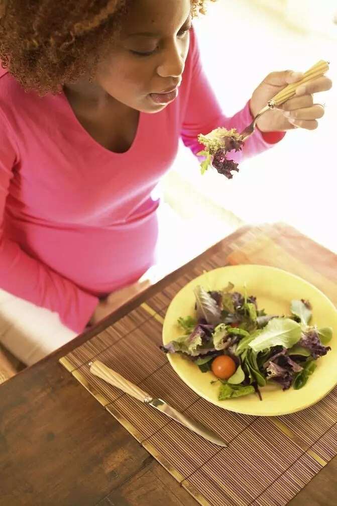 Nigerian food time table for healthy pregnancy - Legit.ng