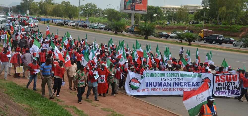 Buhari set to increase minimum wage