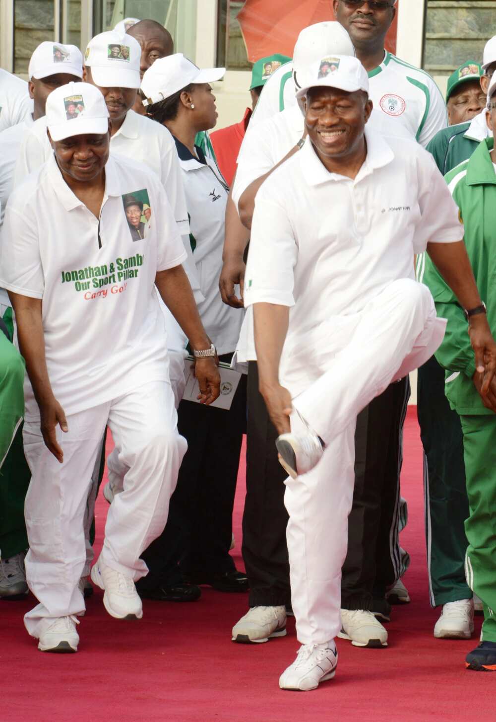 Buhari treks 800meters, Obasanjo plays football, Jonathan jogs - How Nigerian leaders exercise (photos)
