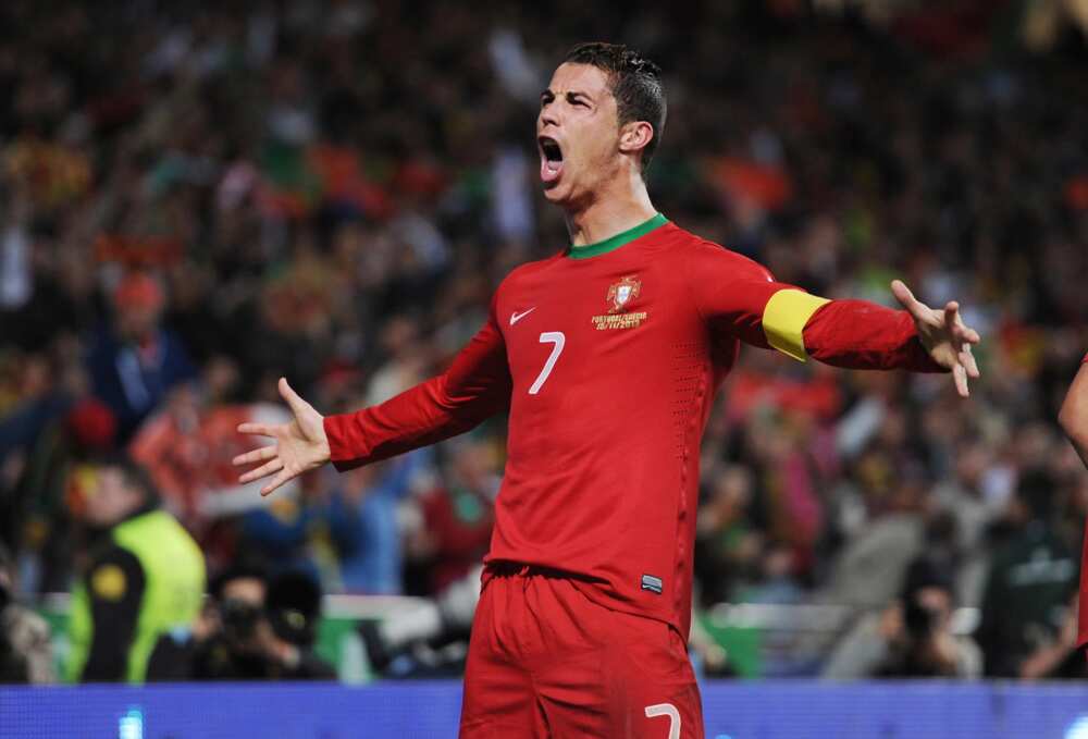 Ronaldo ya kafa muhimmin tarihin duniya Ronaldo ya kafa muhimmin tarihin duniya