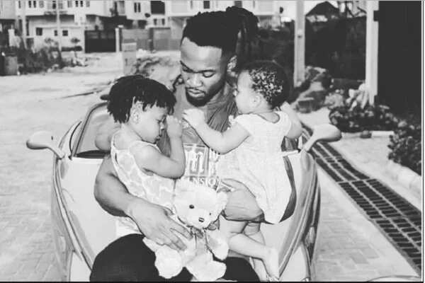Flavour with his two daughters. Photo: 2niteflavour on Instagram