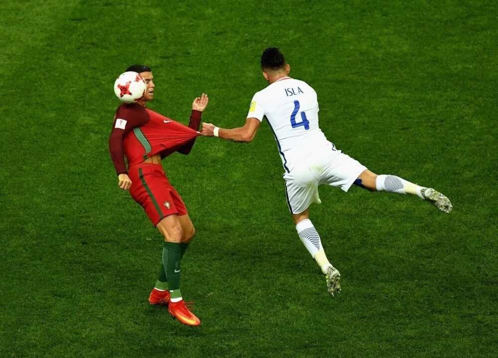 BREAKING! Chile into Confederations Cup final