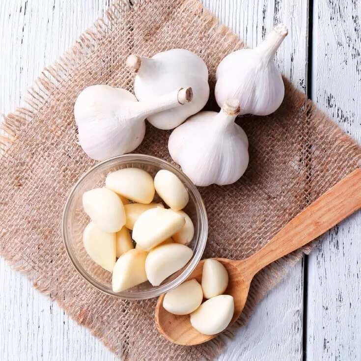 8. Does garlic remove pimples?