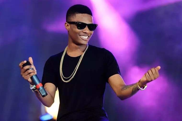 Where does Wizkid live?