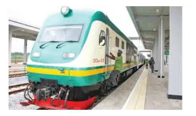 Buhari to borrow $6.1 billion to complete all rail projects by December 2019