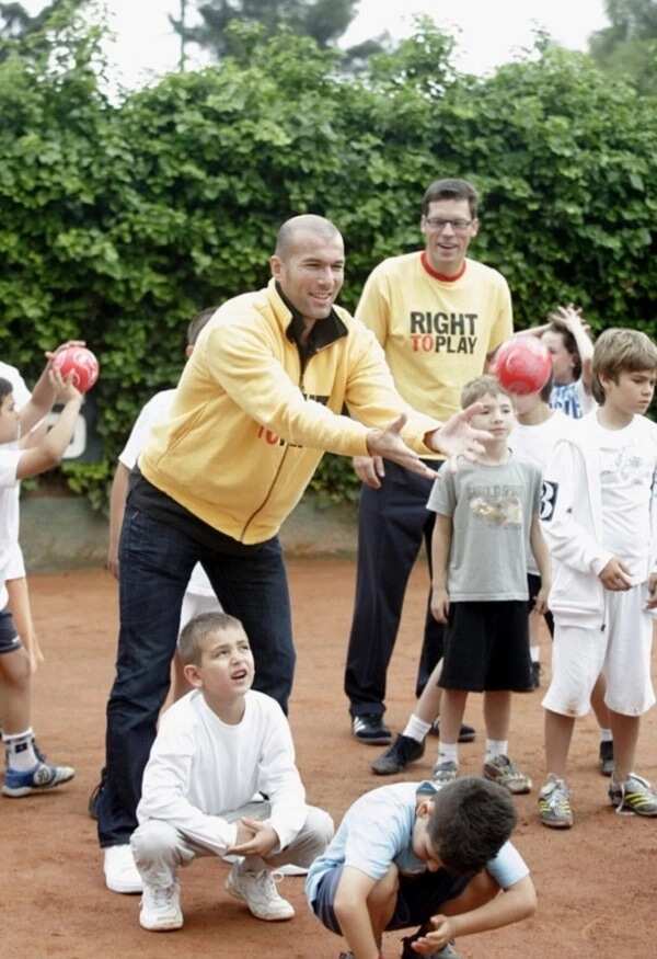 Zinedine Zidane and children