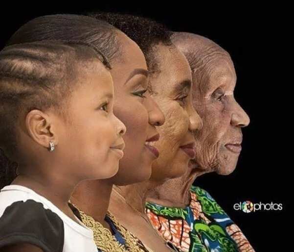 Amazing! See the 4 generations of women captured in one photo