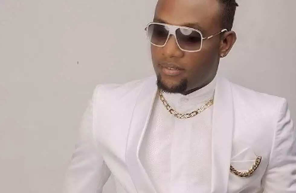 Kcee surprises pregnant youth corper