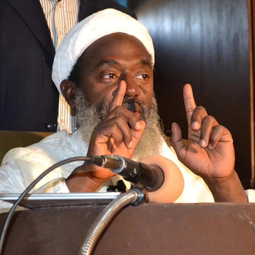 Sheikh Ahmad Gumi yayi tir da barnar dukiyar da aka yi wajen daurin auren ‘Ya ‘yan Gwamna