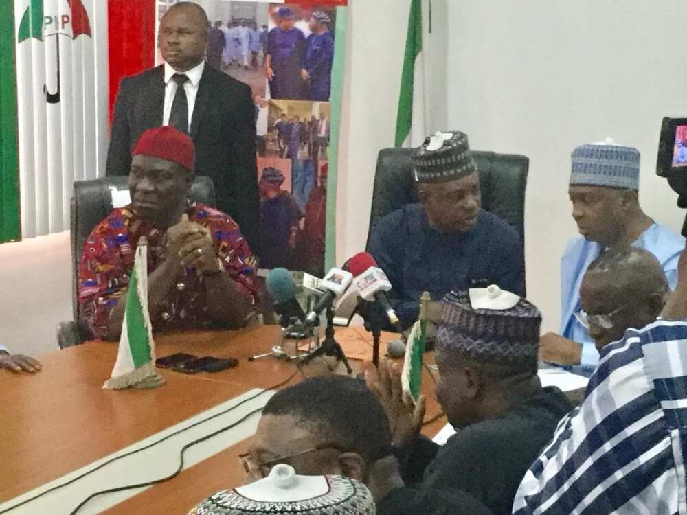 Yanzunnan: Dankwambo ya koma APC daga PDP Yanzunnan: Dankwambo ya koma APC daga PDP