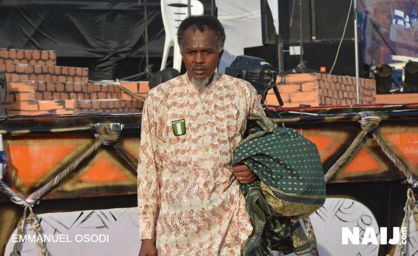 World wrapper man plans to run from Abeokuta-Lagos