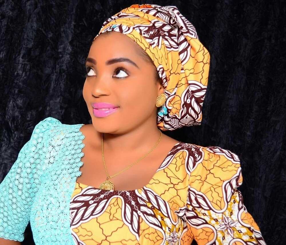 Dandalin Kannywood: Wasu bata-gari sunyi wa jaruma Aisha Tsamiya kutse