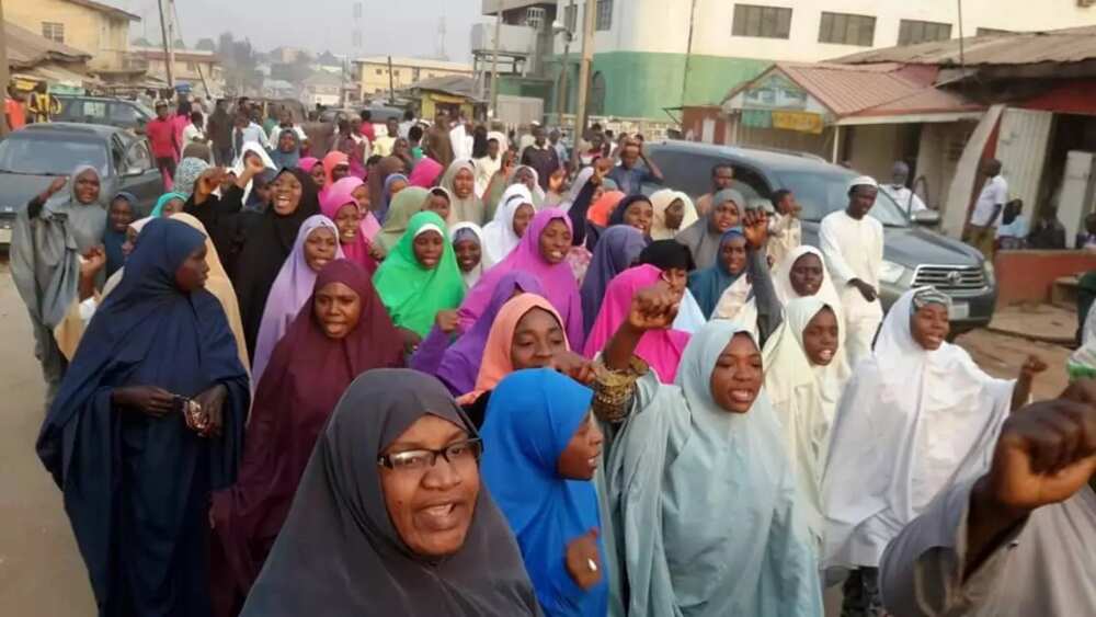 BREAKING: Buhari Free Zakzaky protest rocks Kaduna (PHOTOS)