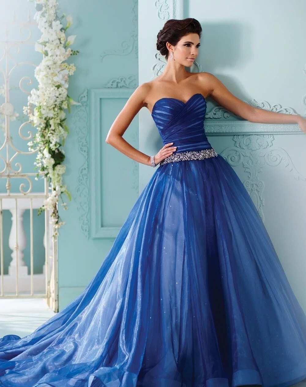 10 wedding  dress  colors  and their meanings around  the 