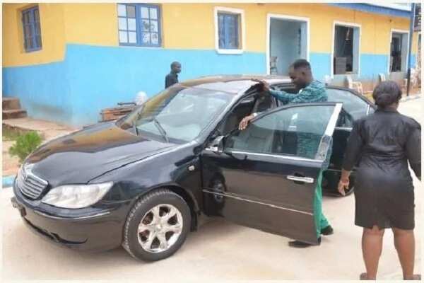 Apostle Suleman Gifts A Woman A Toyota Camry In Church Today (Photos)