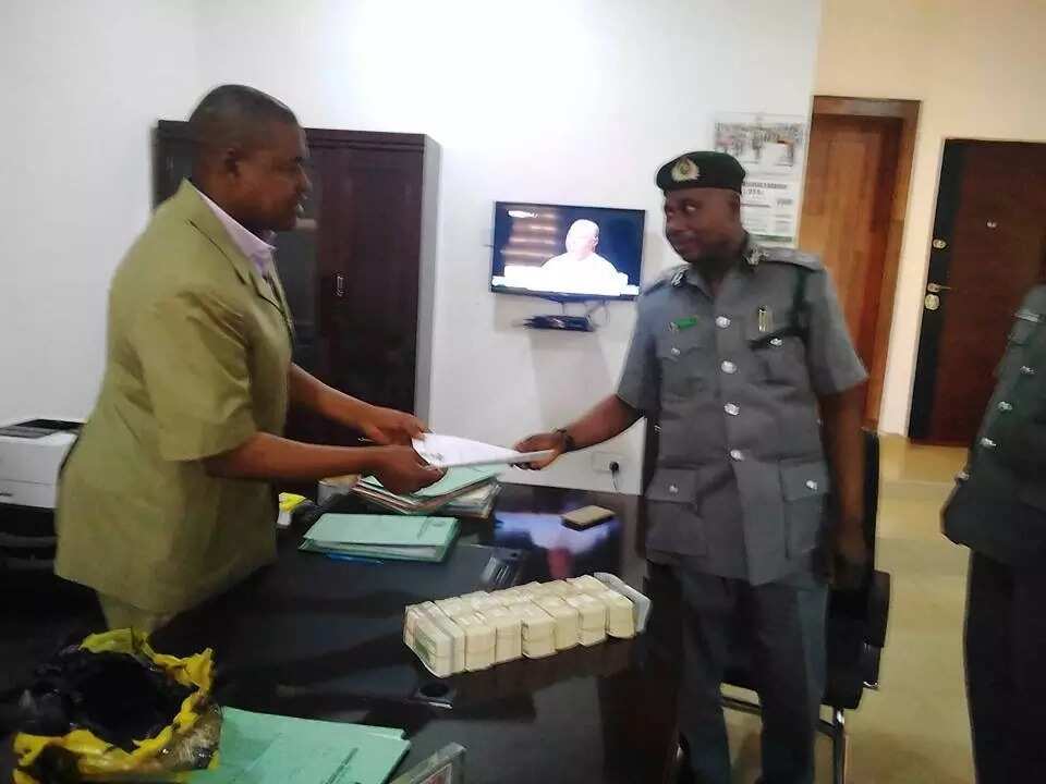 EFCC receivesby Customs service