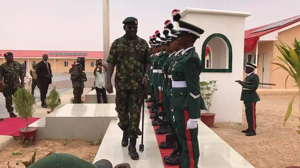 Buratai inspecting the Forward Operation Base in Daura.