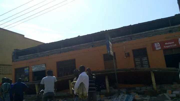 Uganda hits by earthquake
