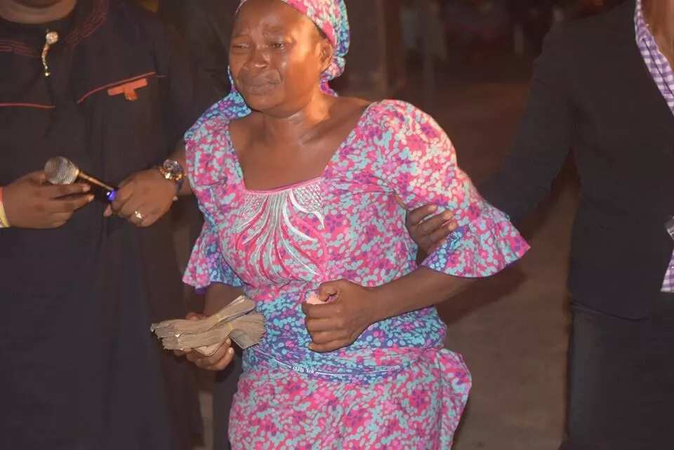 Woman and Daughter collapses as Apostle Suleman's pays their house rent for the next 10 years.