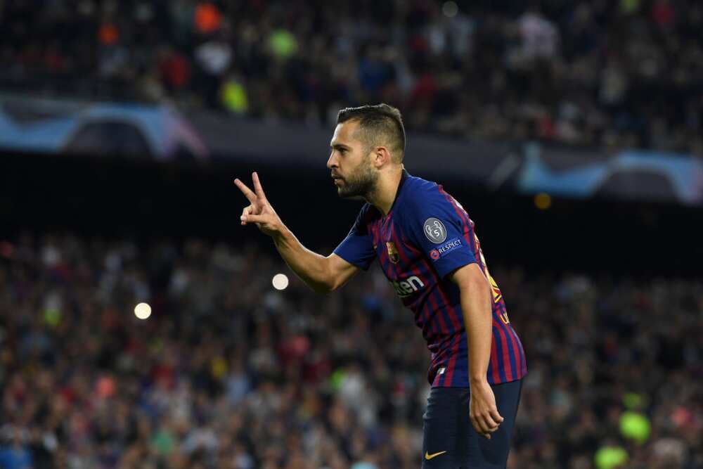 Jordi Alba, Barcelona star, passes driving test after being mocked by teammates