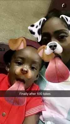 Hotunan Mawakiya Tiwa Savage da ‘dan ta a kafar snapchat Hotunan Mawakiya Tiwa Savage da ‘dan ta a kafar snapchat