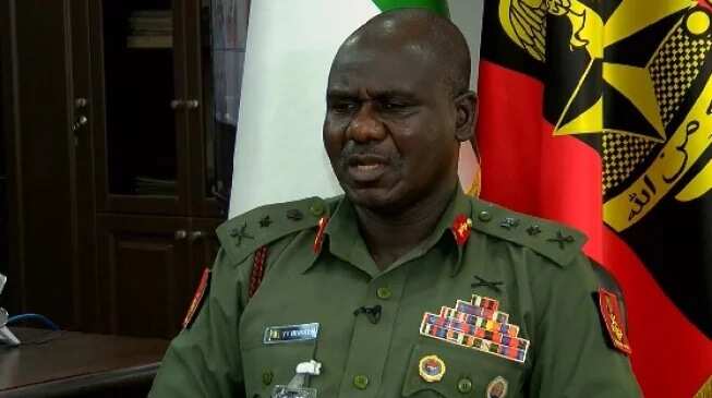 Aiki ga mai kareka: Buratai ya bawa Sojoji wa’adin makwanni 3 su ga bayan ‘yan tada kayar baya a Birnin Gwari