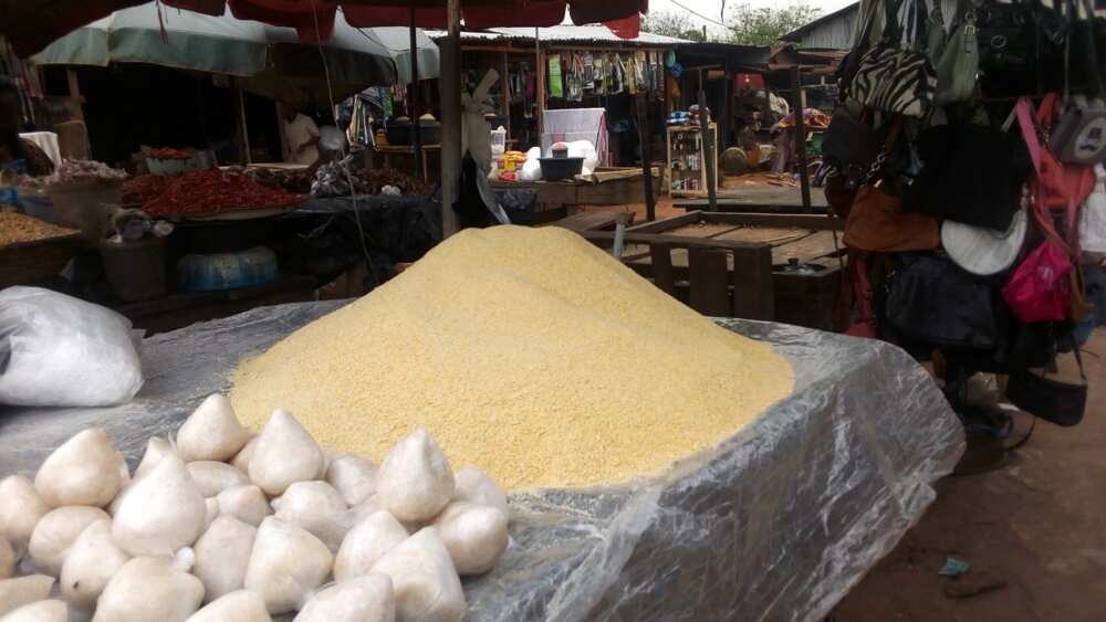 There was a slight reduction in the price of garri at Jos Adun market, Benin-City. Source: Esther Odili.