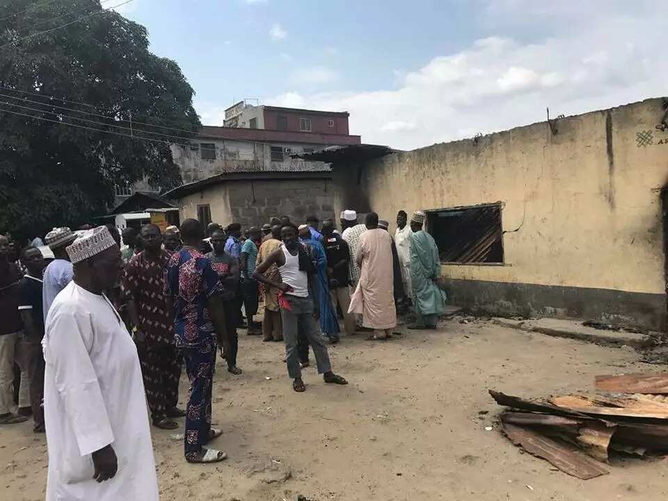 The situation started when Bashiru Ahmed, the son of Sarki Hausawa of Okokomaiko accused a man selling suya of laughing at him. Photo credit: Facebook RRS