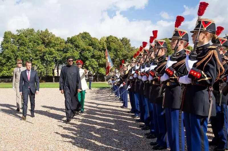 Buhari Meets With Hollande In Paris