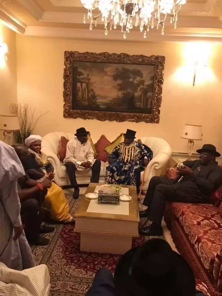 Breaking: Obasanjo visits Jonathan in Otuoke