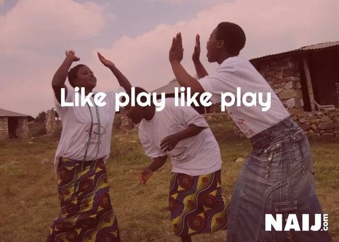 17 hilarious Nigerian pidgin proverbs and their meaning