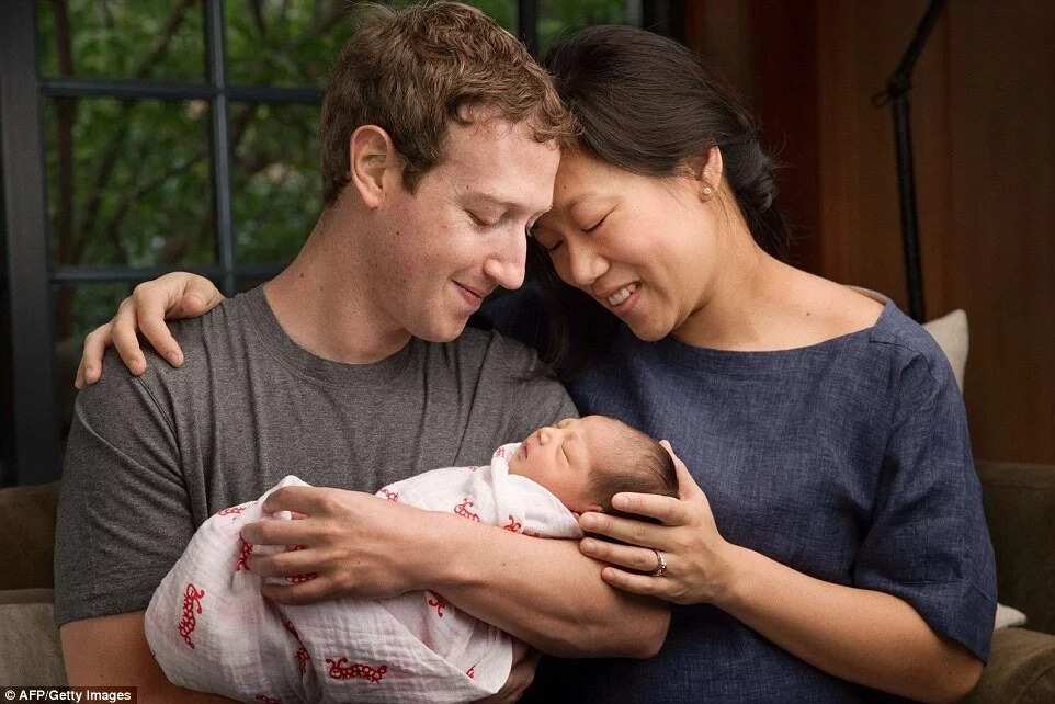Aww, Mark Zuckerberg announces that he & his wife are expecting another child