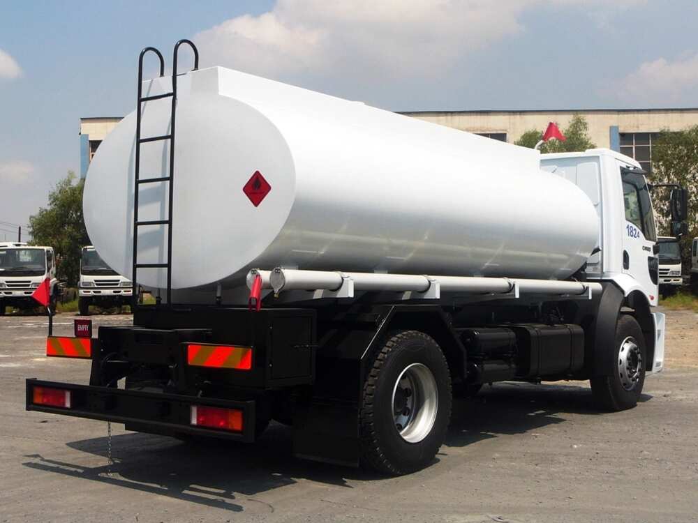 Tanker drivers halt lifting of petrol products to north