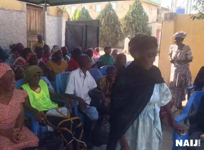 Students pay visit to old people's home in Abuja