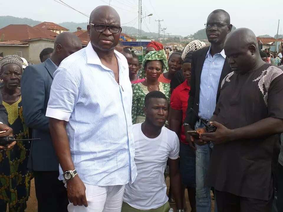 See what youth corper did to governor Fayose that landed him an automatic employment