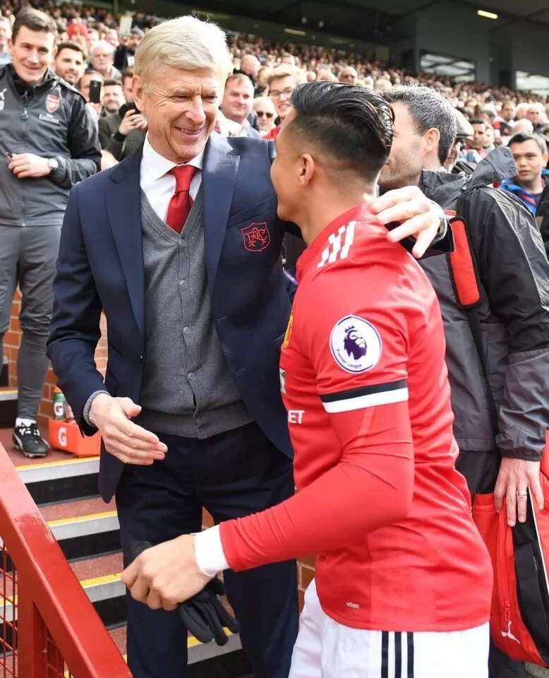 Alexis Sanchez finally got his chance to say goodbye to Arsene Wenger