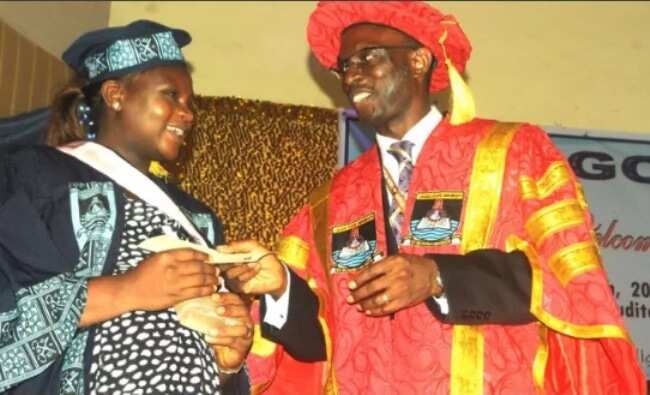 Pregnant lady who wrote JAMB 7 times, emerges the best graduating student in LASU