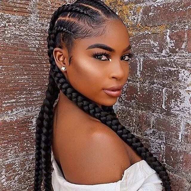 Nigerian banana braids for round face