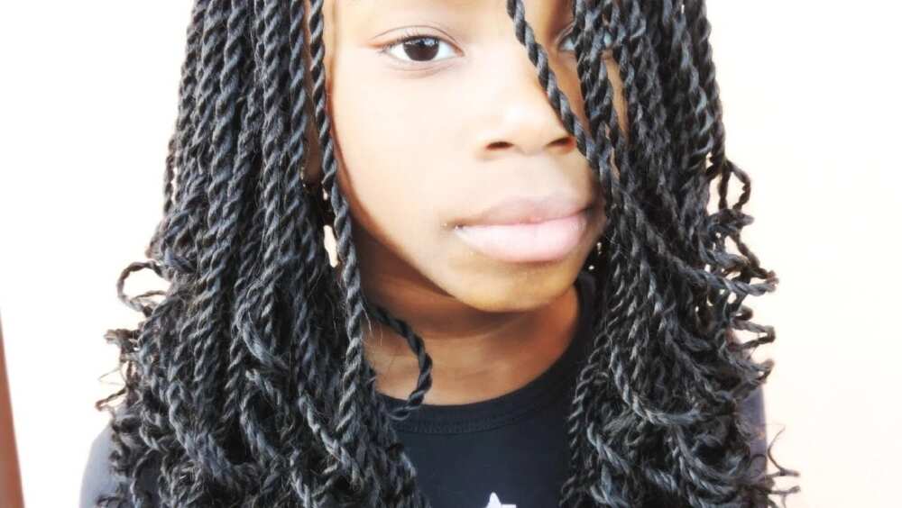 Twisted braids Twisted braids