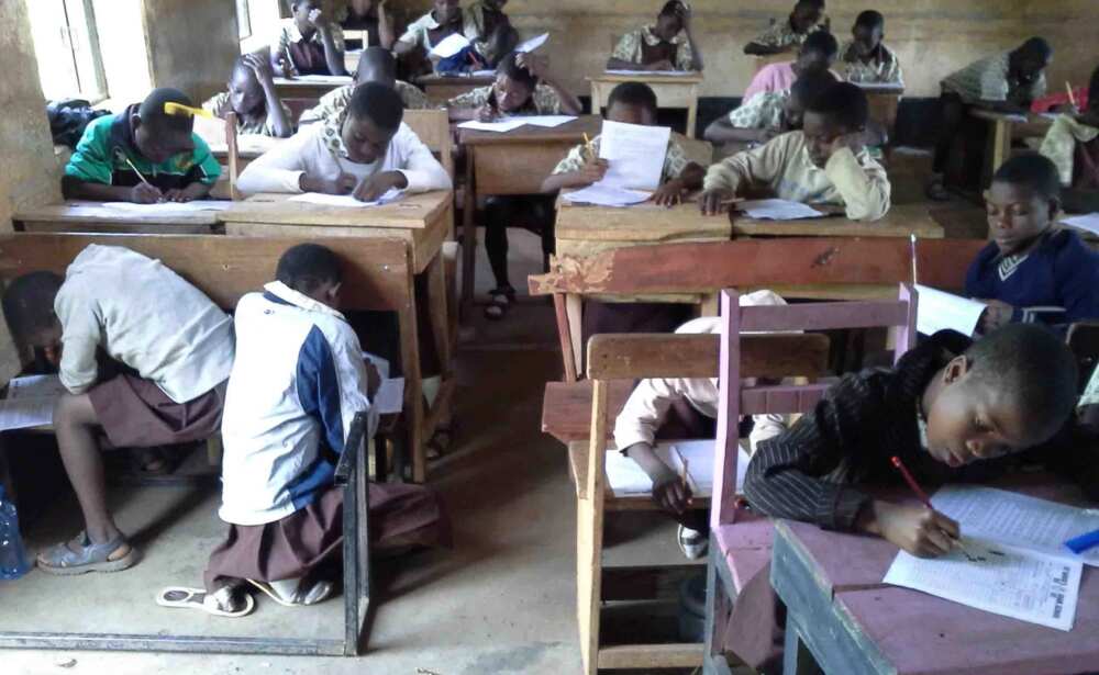 Poor classroom in Nigeria Poor classroom in Nigeria