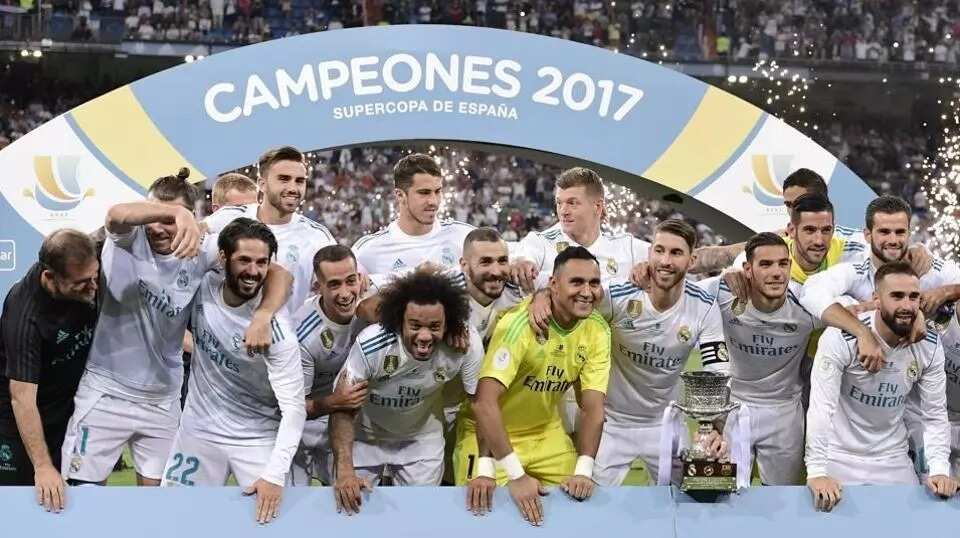 Kungiyar Real Madrid ta doke Barcelona gida da waje ta dauki kofi Kungiyar Real Madrid ta doke Barcelona gida da waje ta dauki kofi