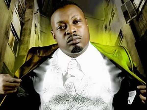 Eedris Abdulkareem blasts the heck out of 2Face, says he only does love songs and get women pregnant