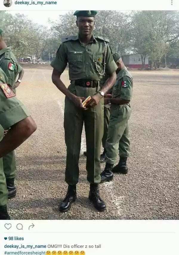 Dogo na Daura ya gamu da dogon Soja (Hotuna) Dogo na Daura ya gamu da dogon Soja (Hotuna)