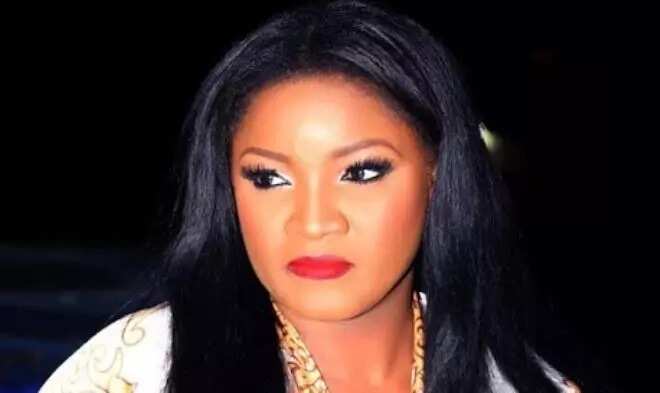 Omotola Criticises Buhari, Ambode